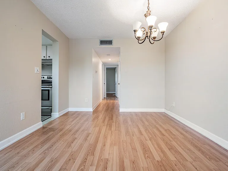 2525 W Bay Dr #B44 — Photo 6