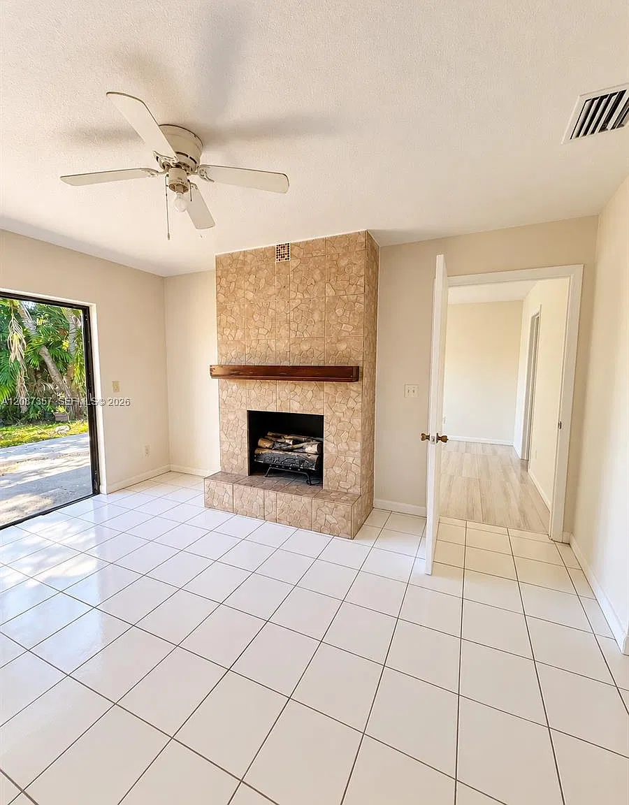 Woodscape Townhomes — Photo 4