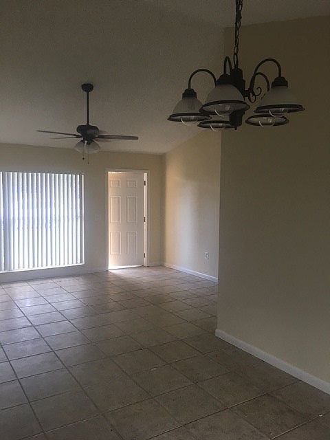 2nd image of 11331 NW 39th Pl