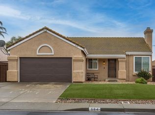 664 Fox Pointe Rd, Vacaville, CA 95687