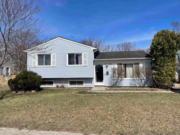 28046 Leroy St, Romulus, MI 48174