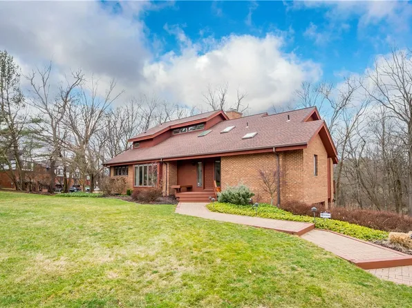 114 Sewickley Heights Dr, Sewickley, PA 15143