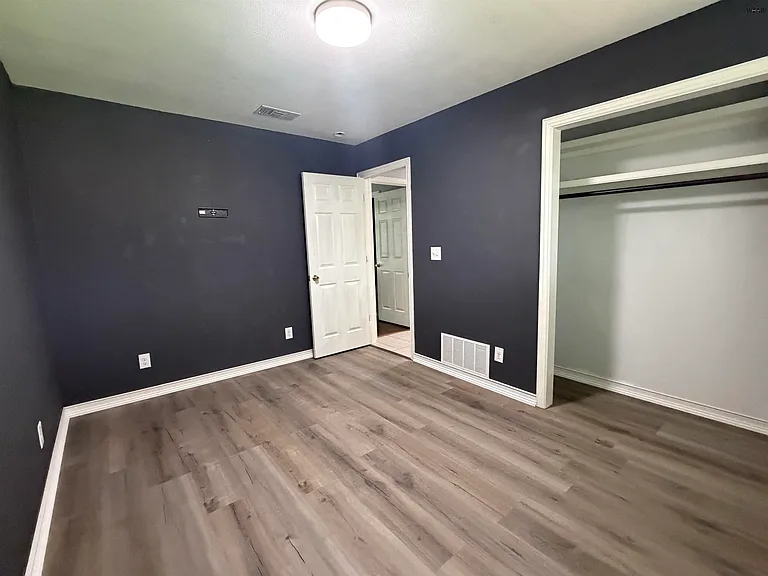 4721 Cypress Ave — Photo 18