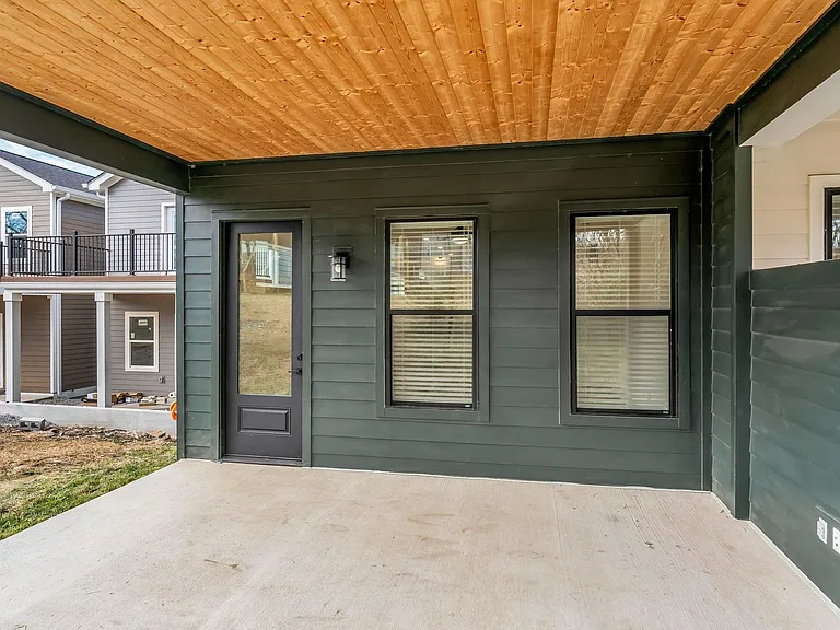 3803 Dr Walter S Davis Blvd — Photo 37