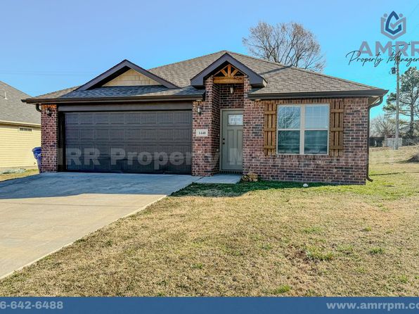 1440 Heather Ln