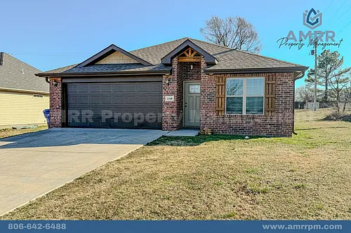 1440 Heather Ln Photo 1