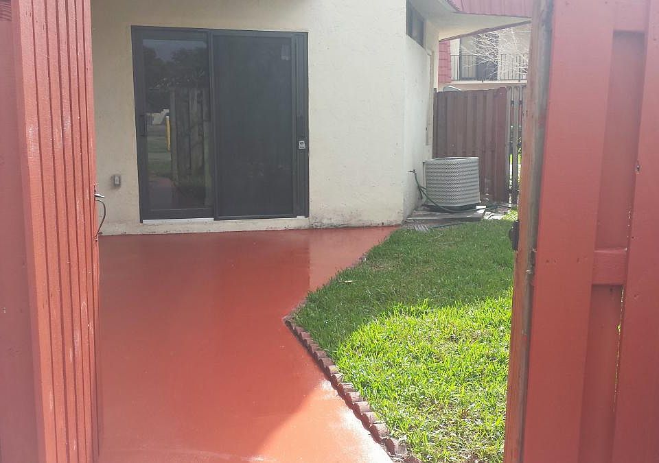 2nd image of 3900 Victoria Dr