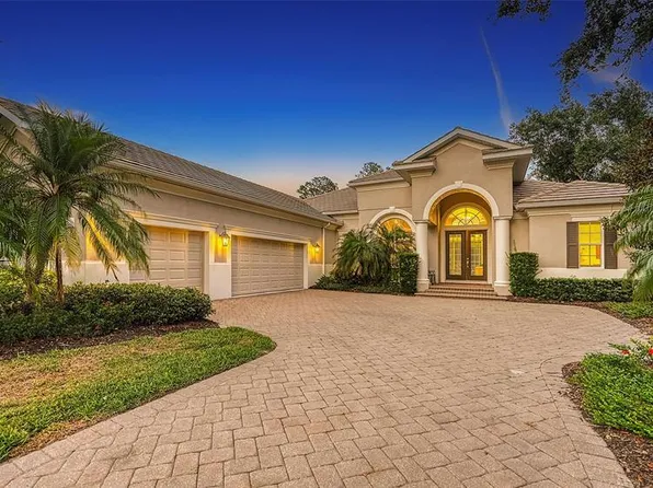 8423 Grosvenor Ct, University Park, FL 34201