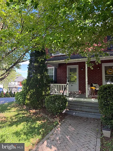 61 N Hull St Photo 1