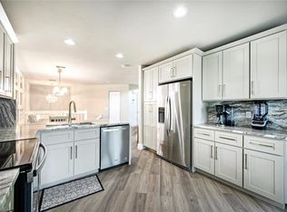 27113 Oakwood Lake Dr, Bonita Springs, FL 34134