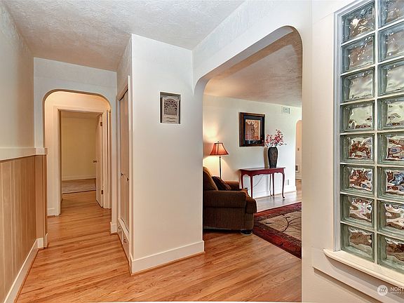 4th image of 8914 NE 119th Street