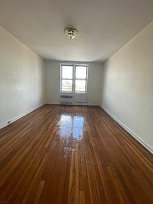 2nd image of 2020 Avenue V APT 4E