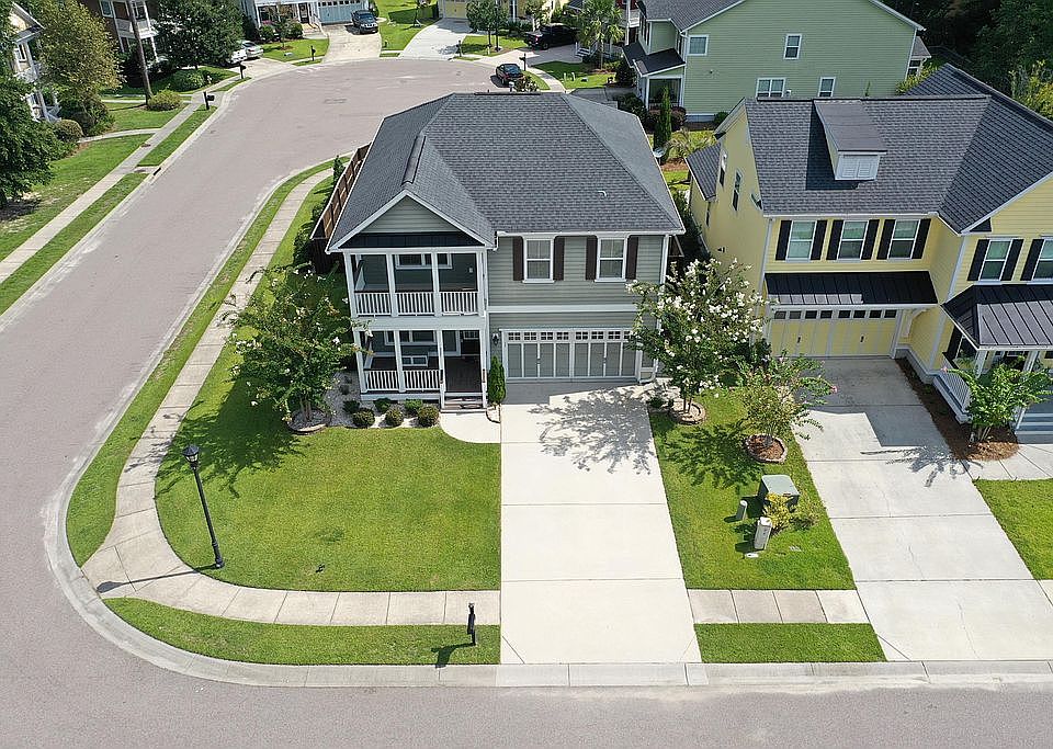 1st image of 321 Brick Kiln Dr