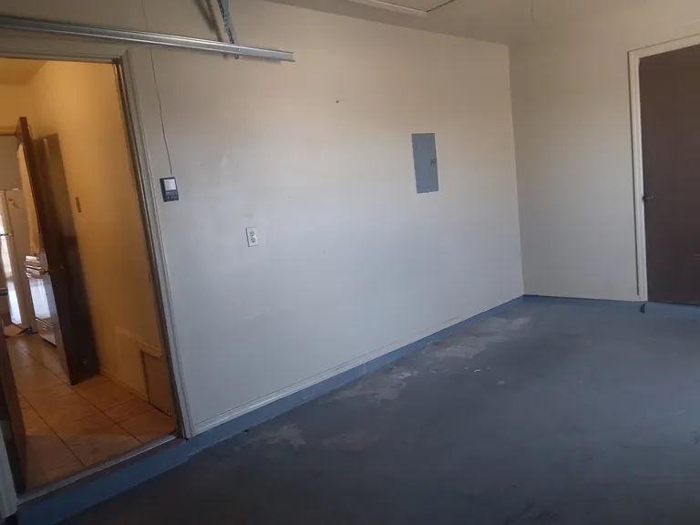 8419 Mettler Dr — Photo 31
