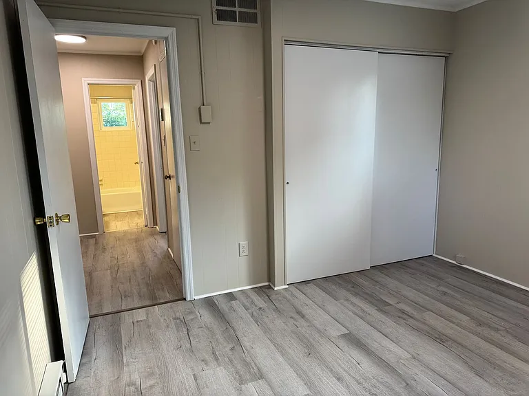 511 Everett Ln #2 — Photo 13