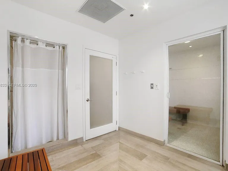 1200 Brickell Bay Dr #19 — Photo 11