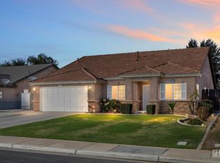 11904 Darlington Ave, Bakersfield, CA 93312