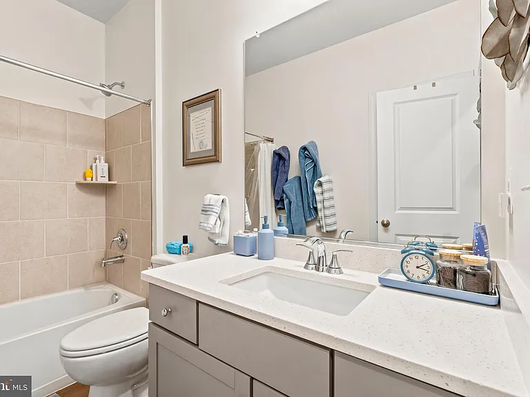 7353 Mountaineer Dr — Photo 24