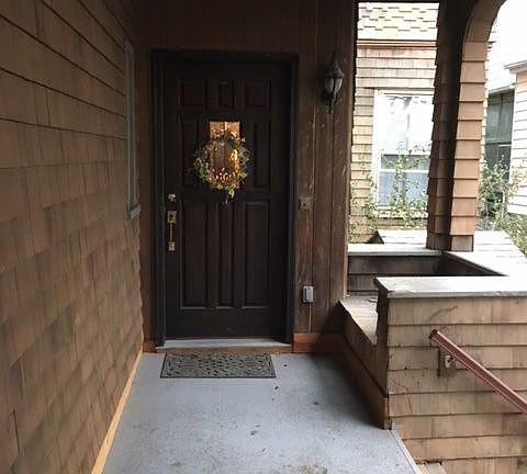 4th image of 104 Saint Marks Pl