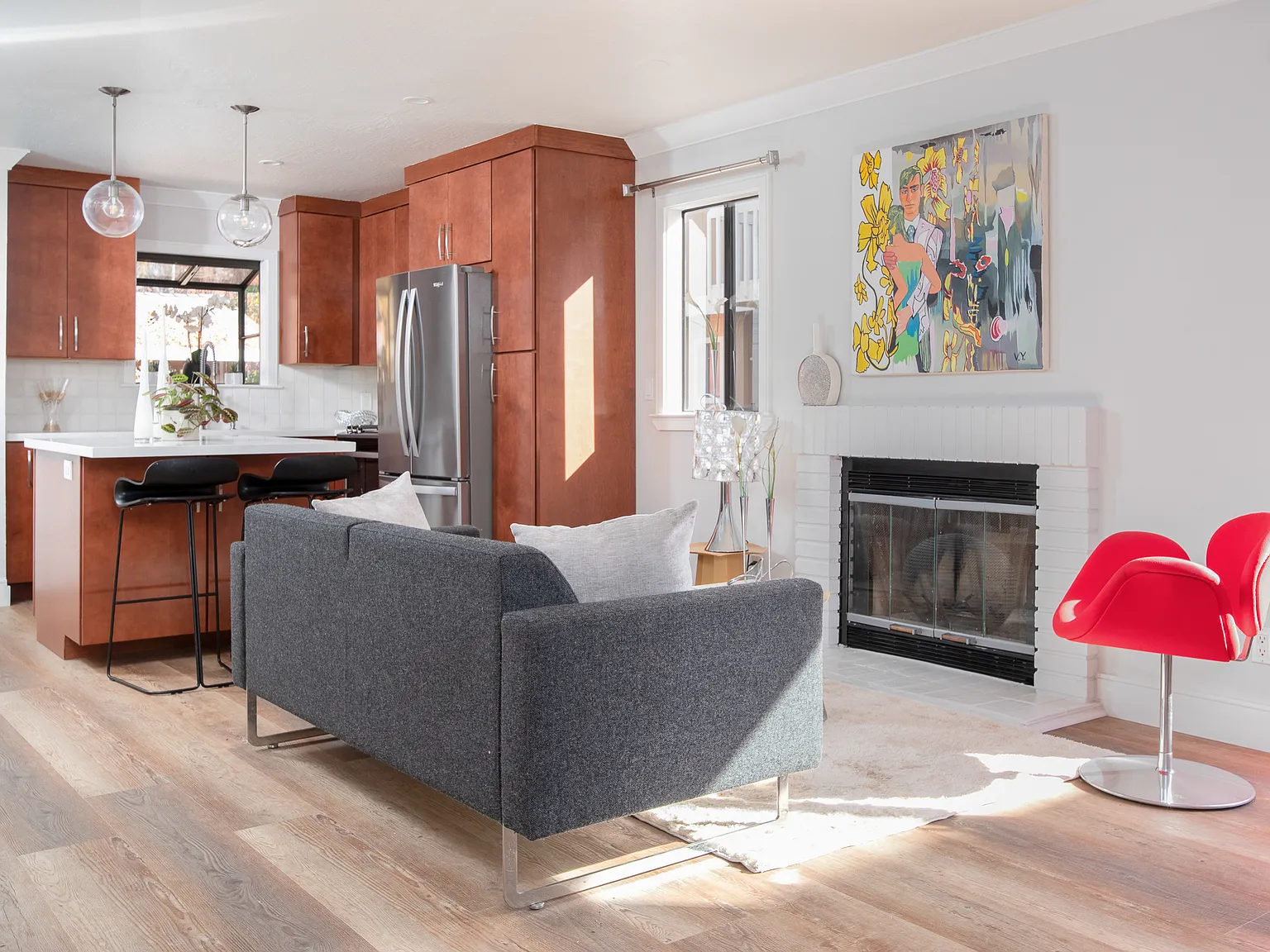 2 bed, 2.5 bath, 1300 sqft, $5,995 — Photo 1