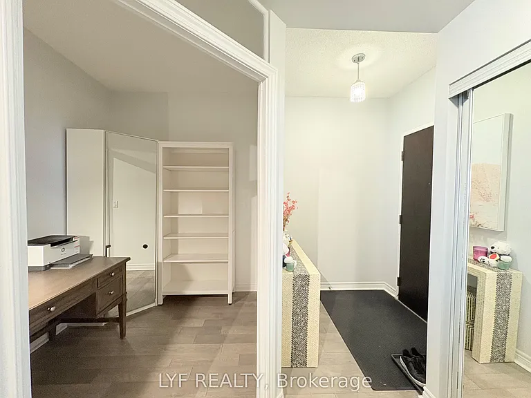 761 Bay St #3802 — Photo 31