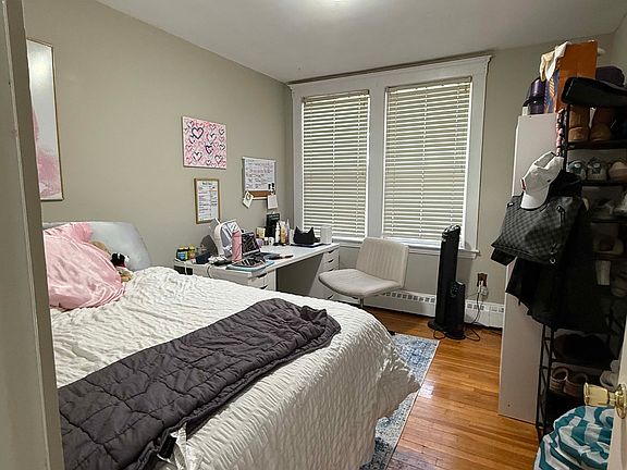 4th image of 110 Lanark Rd APT 1