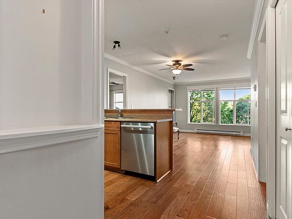 3rd image of 45645 Knight Rd #305