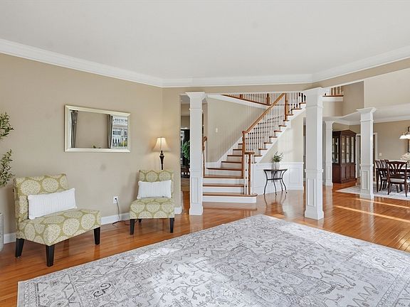 5th image of 74 Canterbury Hill Rd