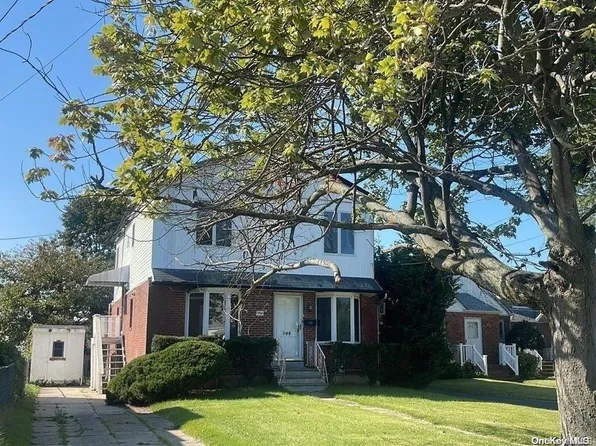 398 Sapir Street, Valley Stream, NY 11580