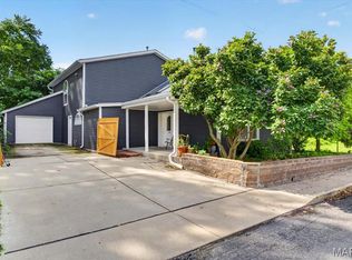 114 M St, Edwardsville, IL 62025