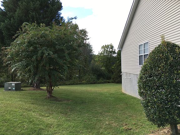3rd image of 9 Portside Ct