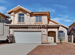 8100 Kentshire Dr, Las Vegas, NV 89117