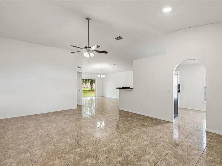 16918 Corner Hill Ct — Photo 5