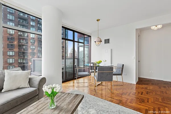Sold by Corcoran Legends Realty | media 9
