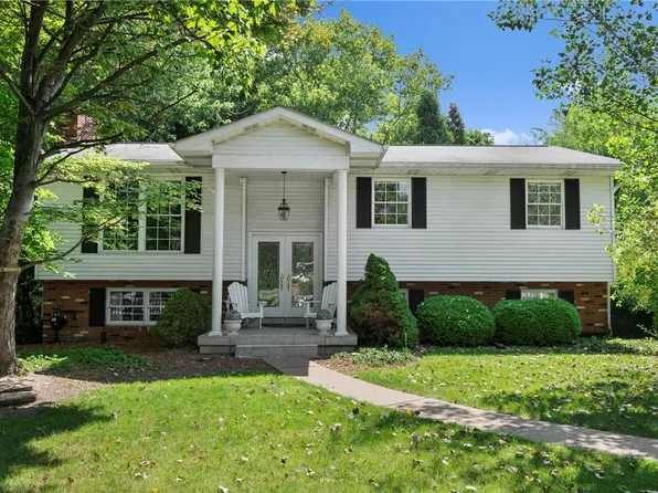 111 Blackwood St, Beaver Falls, PA 15010