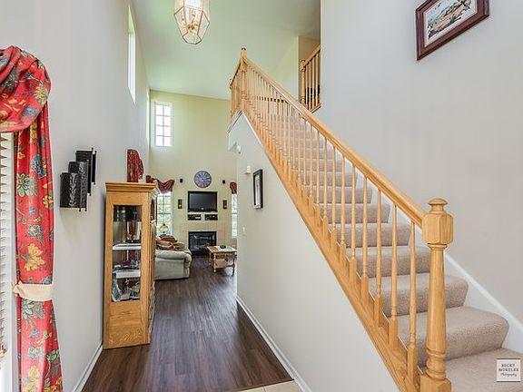 This stunning 2 story foyer will impress all of your guests!