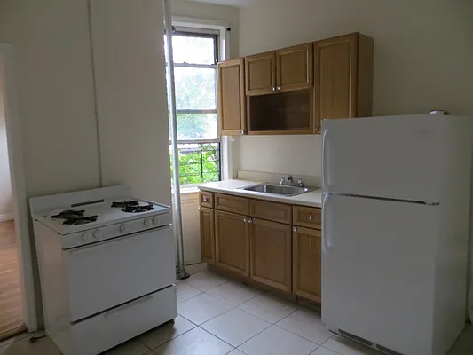 Rented by David W Realty Inc | media 15