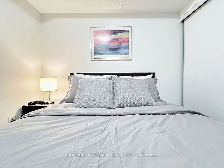525 Adelaide St W #1620 — Photo 16