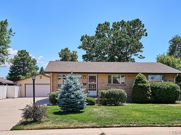 3rd image of 2922 W Layton Avenue