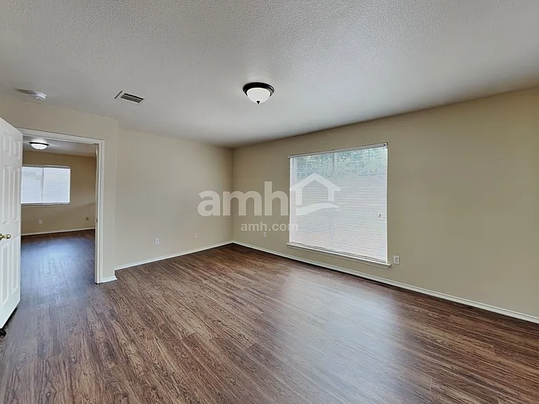 2684 Bradley Ln — Photo 11