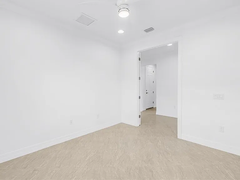 5987 Snowy Egret Dr — Photo 32