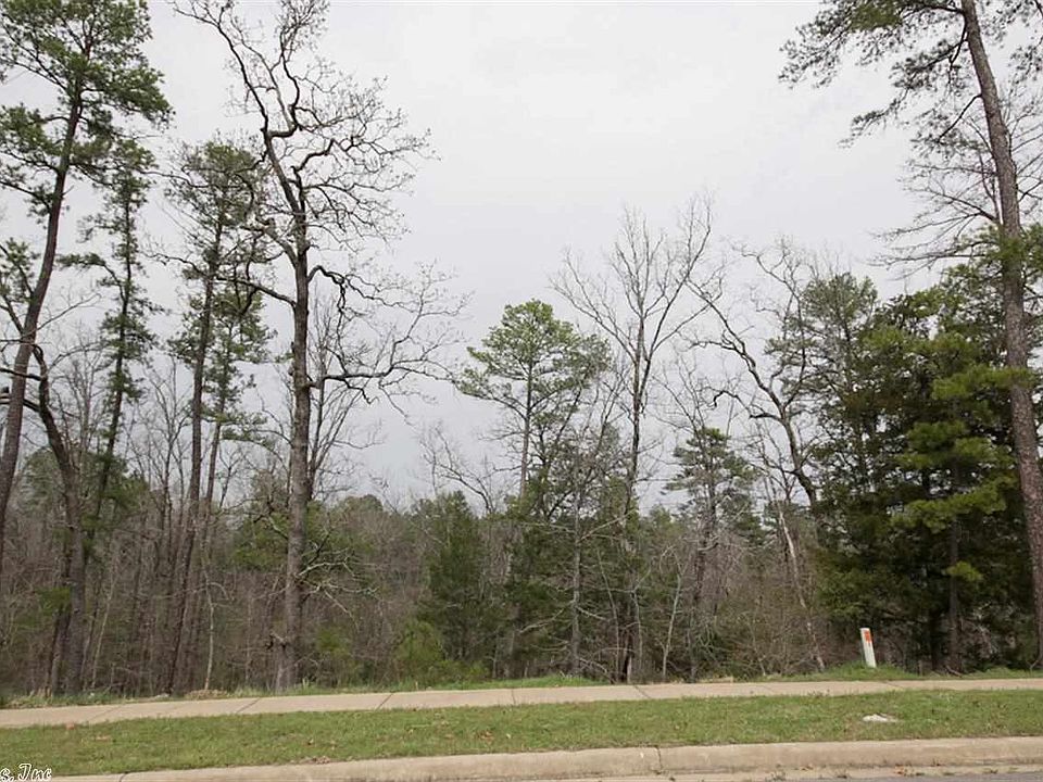 2nd image of 27 Epernay Cir