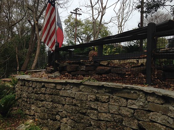 2nd image of 6123 Queenswood Ln