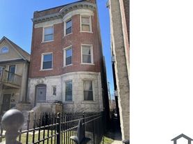 6626 S Kenwood Ave, Chicago, IL