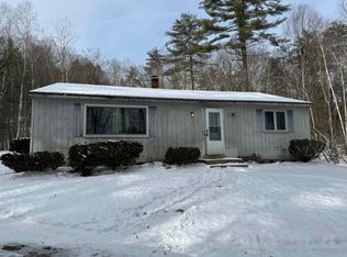 215 Raymond Rd, Nottingham, NH 03290