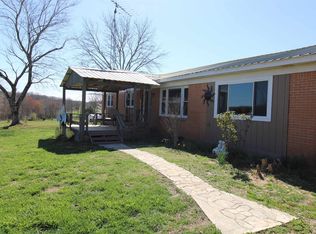 685 Hebron Rd, Bruceton, TN 38317