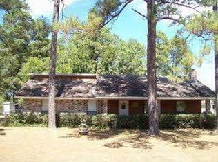 1007 Tranquility Dr, Pineville, LA 71360