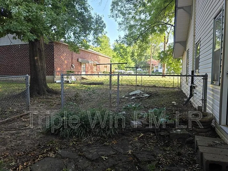 609 N Morrill St — Photo 40