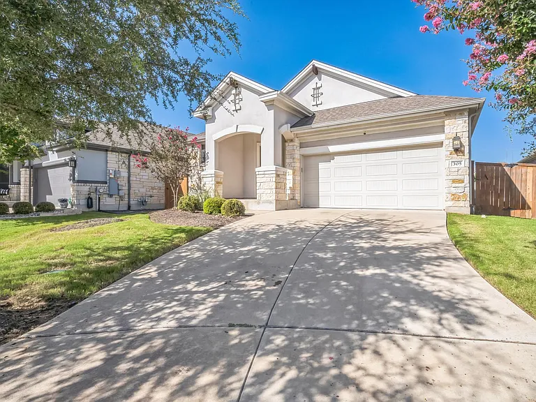 305 Crossvine Trl — Photo 4