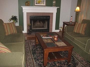 living room w/ fireplace